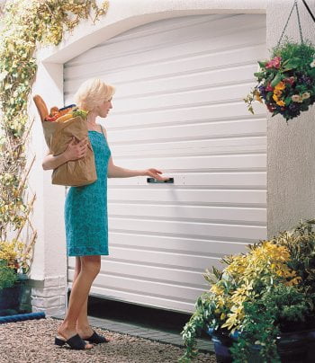 Diferentes tipos de Puertas de Garaje: Consejos y Usos - Ideas para Decorar