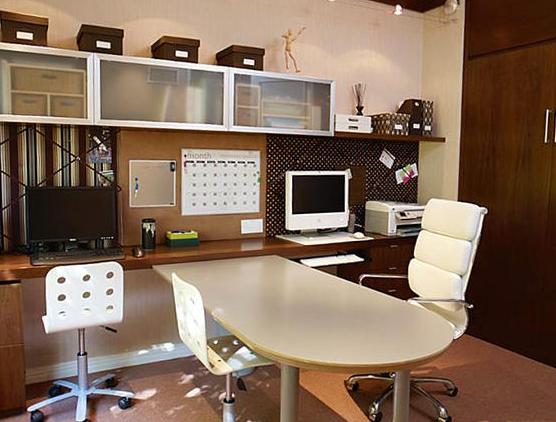Muebles para oficina en casa: muebles de oficina en melamina.